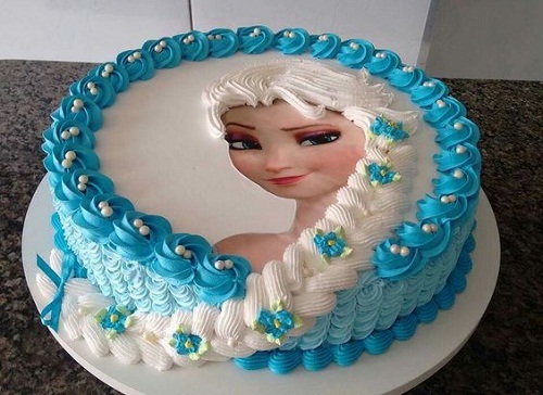 elsa-with-icing-hair-frozen-birthday-cake.jpg