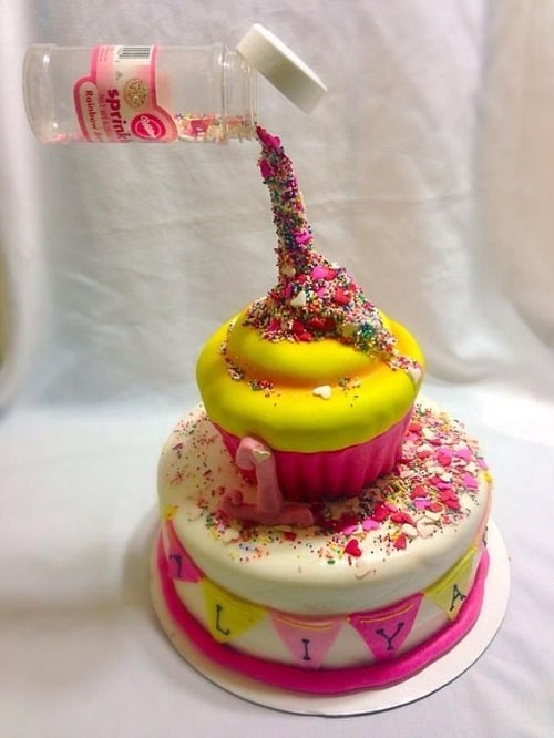 anti-gravity-images-of-birthday-cakes-with-cupcake-on-top