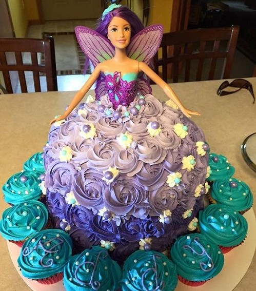 barbie-fairy-images-of-birthday-cakes-with-cupcakes